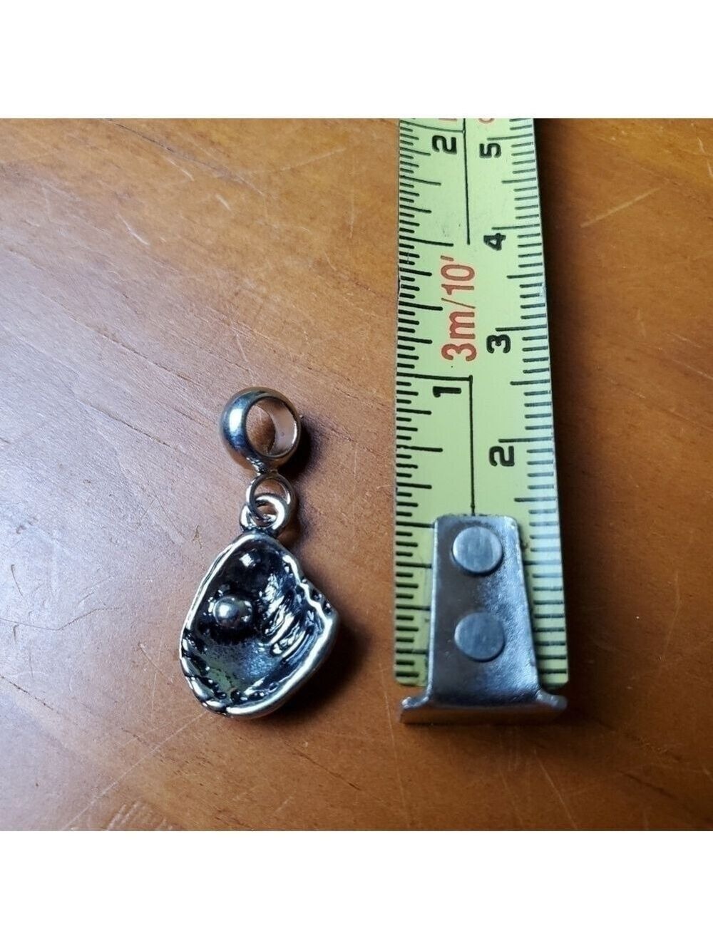 Charm Silver Half Clam Shell Pearl - Picture 3 of 3